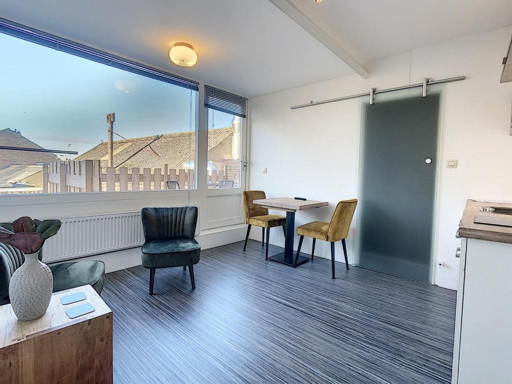 The Town Hotel Studios Appartments Zuidzande Eksteriør billede