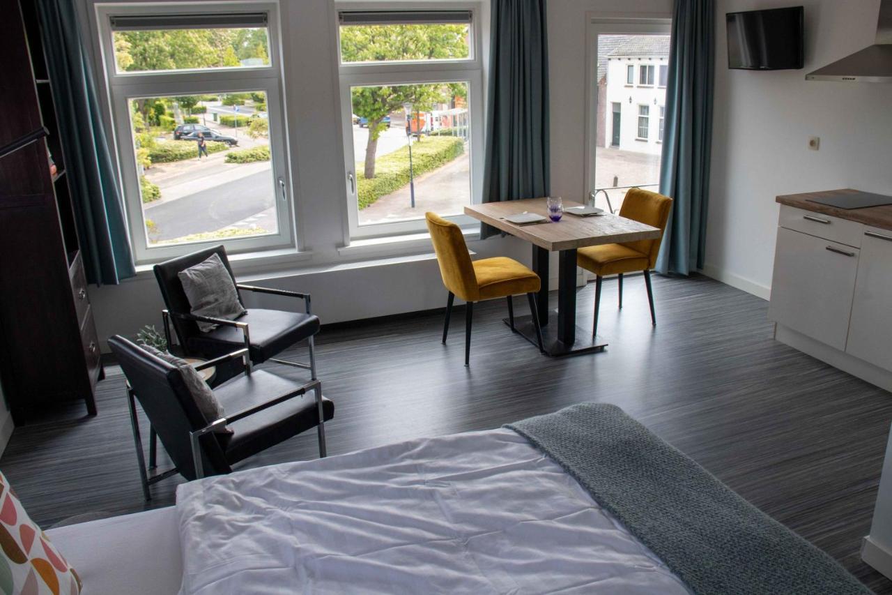 The Town Hotel Studios Appartments Zuidzande Eksteriør billede